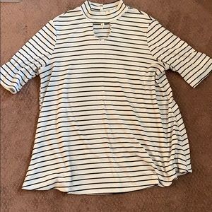 Stripe Keyhole Top